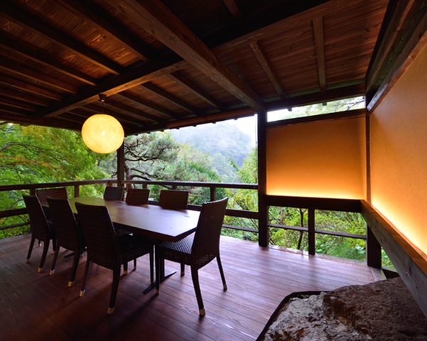 黒茶屋 テラス写真